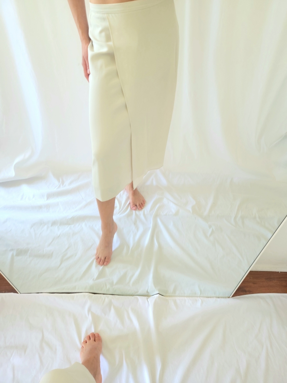 Eileen Fisher 100% Silk Cream Midi Skirt